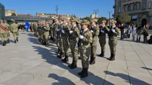 Premieră la Oradea: Studenții mediciniști militari au depus jurământul-72