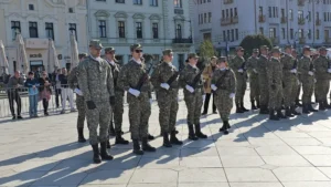Premieră la Oradea: Studenții mediciniști militari au depus jurământul-80