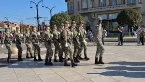 Premieră la Oradea: Studenții mediciniști militari au depus jurământul-88