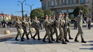 Premieră la Oradea: Studenții mediciniști militari au depus jurământul-89