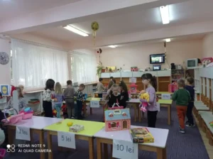 Preșcolarii de la Grădinița cu Program Prelungit nr. 45 au ieșit la „cumpărături”