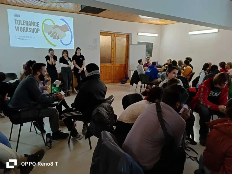 Studenți din toate colțurile lumii leagă prietenii la Stâna de Vale