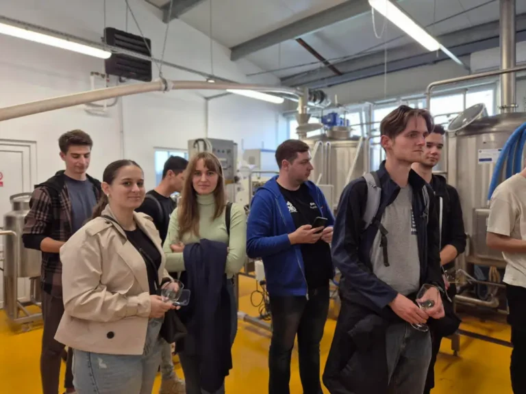 Studenții, viitori antreprenori, învață despre bere… „În mod responsabil”!