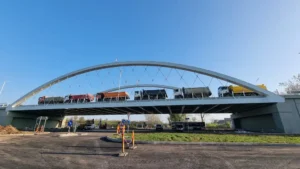 Teste de rezistență la pasajul intermodal de pe Calea Borșului-04 Foto: CJ Bihor