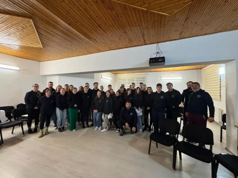 Tinerii „ambasadori” ai Universității din Oradea, în 20 de licee din patru județe