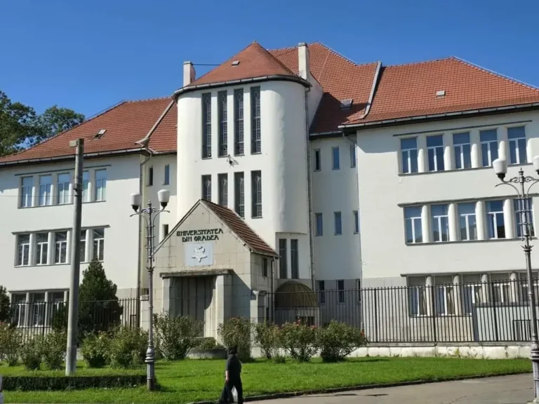 Universitatea din Oradea păstrează calificativul „Grad de încredere ridicat”