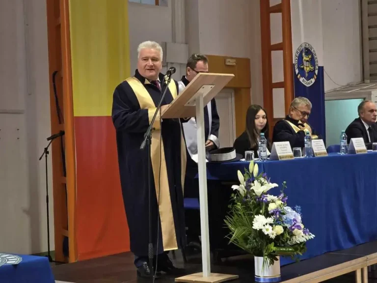 Universitatea din Oradea a început noul an cu un număr record de studenți și cu cele mai multe domenii de master din România