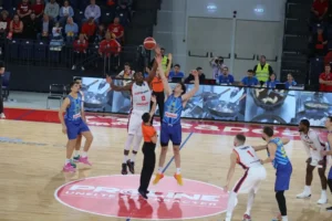 Victorie categorică CSM CSU Oradea împotriva CSM Petrolul Ploiești-01