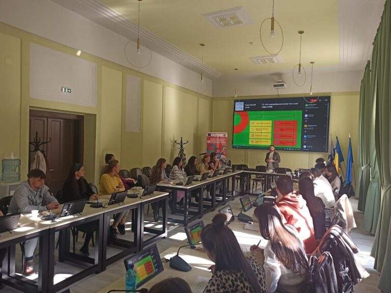 Studenții de la Științe Economice descoperă antreprenoriatul social