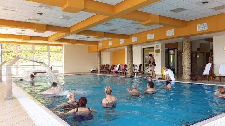 Casa Județeană de Pensii Bihor oferă 177 de bilete de tratament balnear pentru luna noiembrie