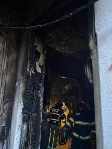 casa cu lei incendiu 1