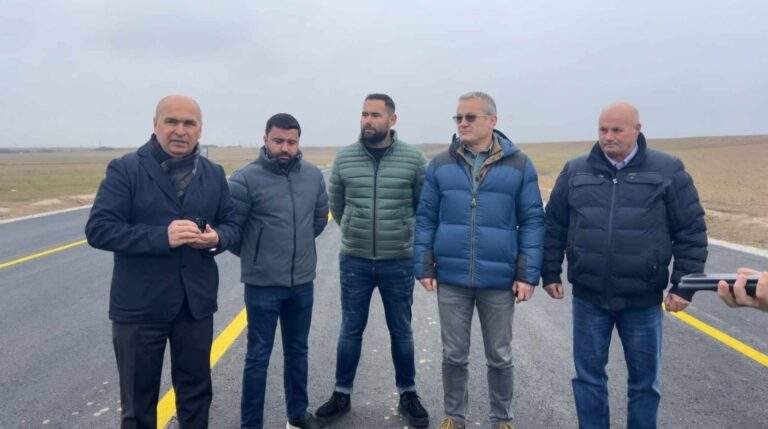 Primii trei kilometri din inelul rutier metropolitan de sud al municipiului Oradea, daţi în trafic