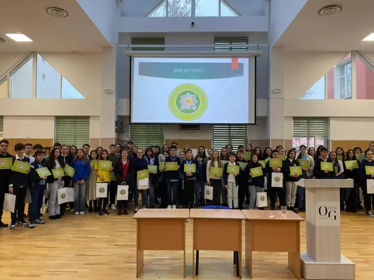 73 de elevi au fost premiați de Asociația Profesorilor Bihoreni de Biologie, în parteneriat cu Inspectoratul Școlar Județean Bihor