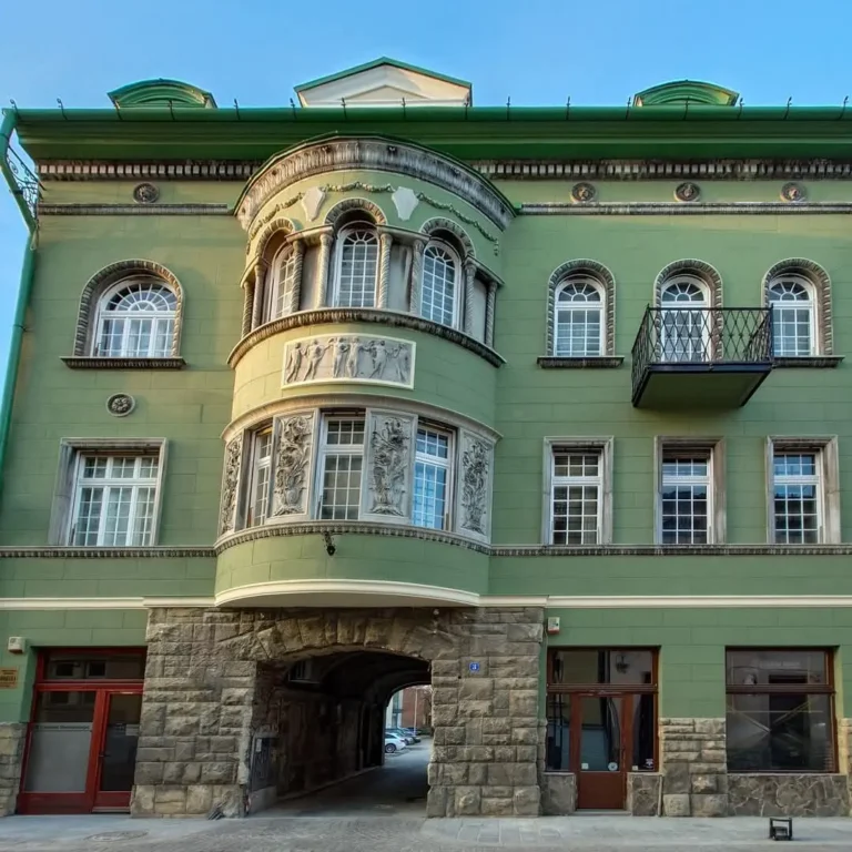 A fost dezvelită fațada Casei Heyman, de pe strada Aurel Lazăr nr. 3