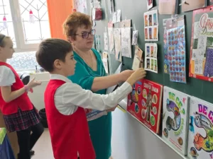 Evaluare cu premii la Liceul de Arte din Oradea-94