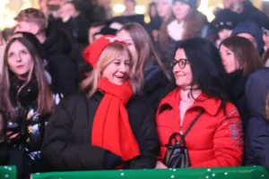 Faptele bune sunt răsplătite cu muzică bună în „Orașul Faptelor Bune”-02