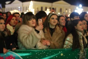 Faptele bune sunt răsplătite cu muzică bună în „Orașul Faptelor Bune”-23