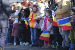 Mii de orădeni au participat la festivitățile dedicate Zilei Naționale a României-65