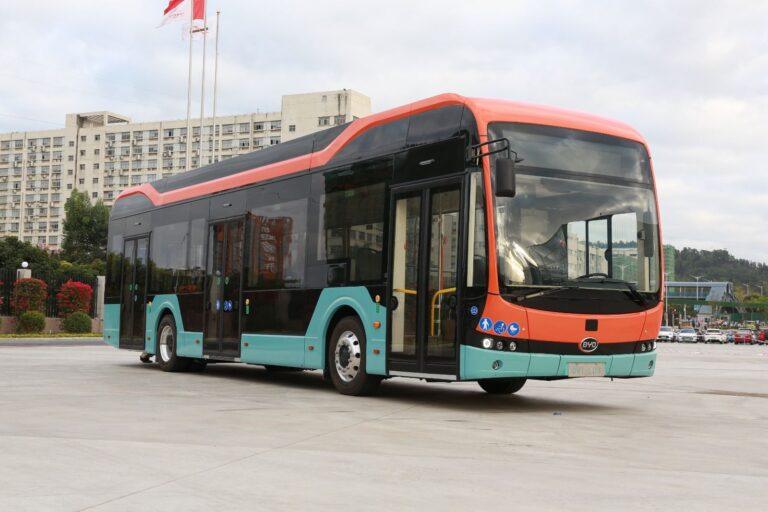 CJ Bihor pregătește achiziția a 24 de autobuze electrice pentru transportul județean