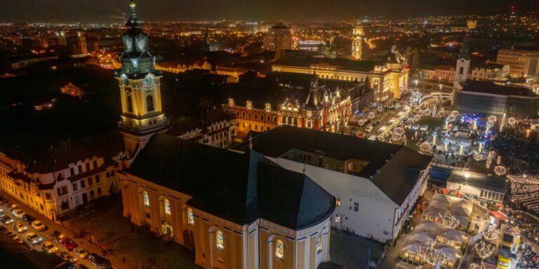 Hramul Catedralei Greco-Catolice din Oradea. Procesiune cu Moaștele Sfântului Nicolae