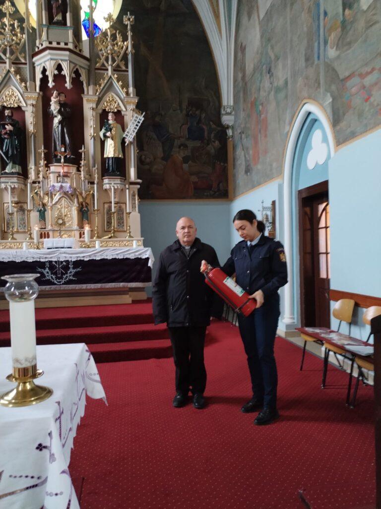 Peste 200 de pompieri bihoreni și 11 echipaje SMURD, pe baricade, în perioada sărbătorilor de iarnă