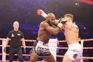 dynamite fighting show (1)