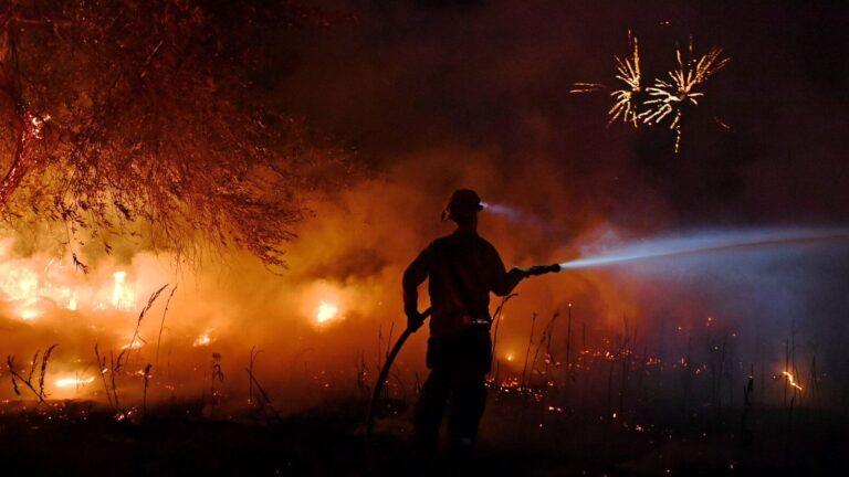 187 de intervenții SMURD de Crăciun și 18 incendii în Bihor. Recomandările pompierilor pentru un Revelion în siguranță
