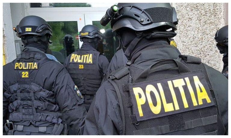 Doi polițiști, trimiși în judecată după un incident petrecut într-un club din Oradea. Sunt acuzați de ultraj contra bunelor moravuri
