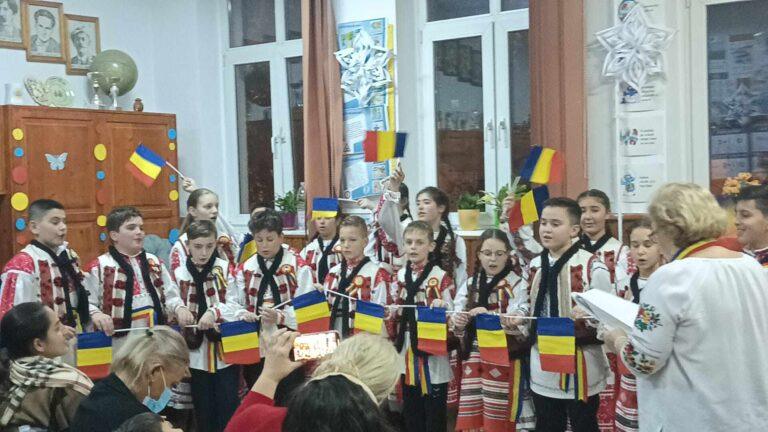 Sărbătoarea Unirii, la Școala Gimnazială „Dimitrie Cantemir” din Oradea – Emoție, patriotism și tradiție