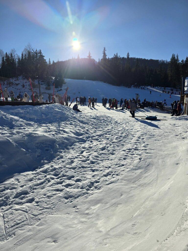 Stațiunea Stâna de Vale, locul perfect pentru odihnă și vindecare. Cum să ajungi și ce obiective turistice poți vizita
