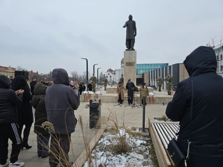 2025 – Anul Mihai Eminescu. Omagiu adus marelui poet, în inima Oradiei