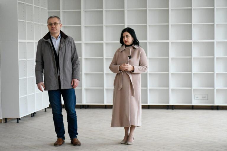 Lucrările de modernizare a Bibliotecii Județene „Gheorghe Șincai”, la 65%