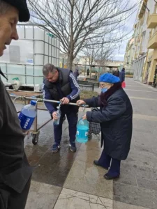 Sfințirea Agheasmei Mari la Mănăstirea Sfintei Cruci și la bisericile din Oradea-03