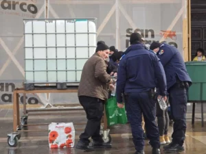 Sfințirea Agheasmei Mari la Mănăstirea Sfintei Cruci și la bisericile din Oradea-12