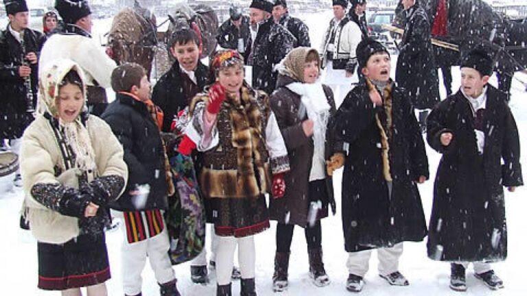 A început Crăciunul pentru creştinii ortodocşi de rit vechi (7 ianuarie). De ce este sărbătorită Nașterea Domnului de două ori în calendarul bisericesc?