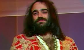 10 ani de la moartea cântărețului Demis Roussos (25 ianuarie)