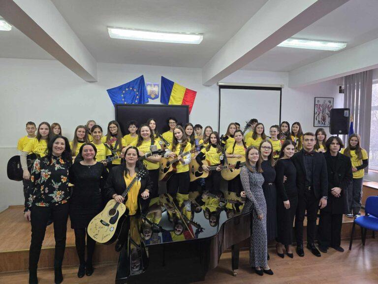 „Eminescu, eterna iubire” – un concert de suflet organizat de Liceul de Arte