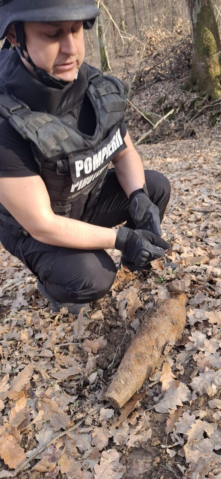 O bombă cu încărcătură explozivă, descoperită în Băile Felix