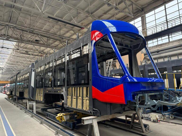 Tramvaie moderne și autobuze electrice pentru orădeni