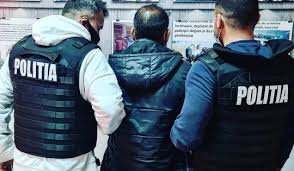 Un bărbat urmărit internațional a fost încarcerat de polițiștii din Bihor