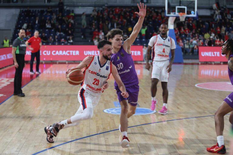 CSM CSU Oradea avansează în semifinalele Cupei României la baschet masculin