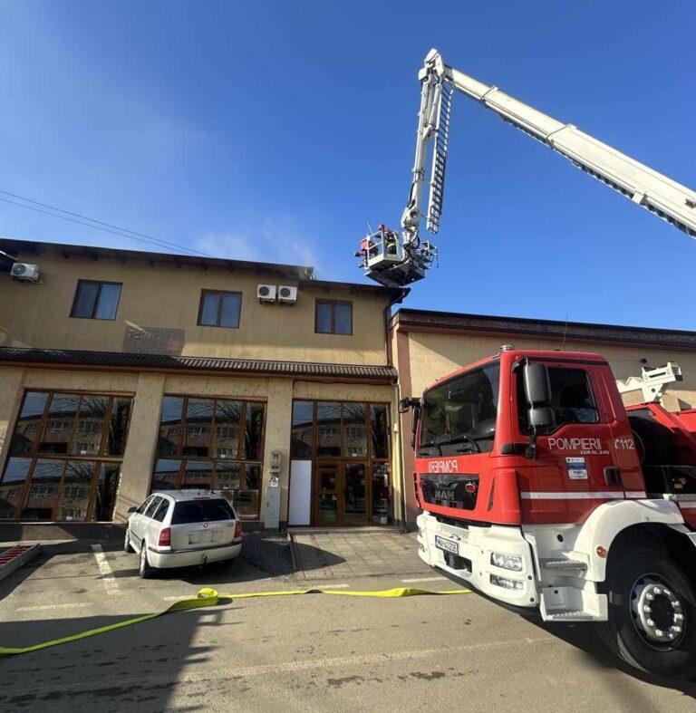 Incendiu la un magazin din Marghita