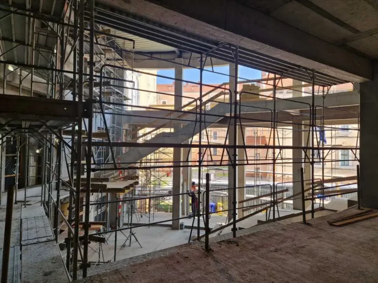 70%, stadiul lucrărilor la Biblioteca Județeană „Gheorghe Șincai”