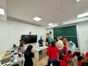Moment istoric în medicina de urgență din România-05