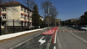 Primăria Oradea implementează un proiect pilot „Kiss and Ride” în proximitatea Școlii Gimnaziale Nr. 16-05
