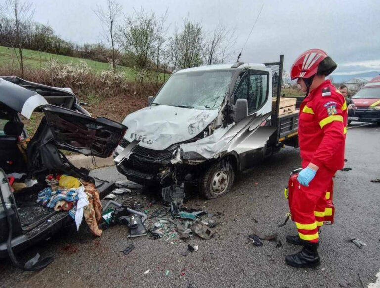 Trei accidente, în 40 de minute, în Bihor. Mai multe victime, între care și copii