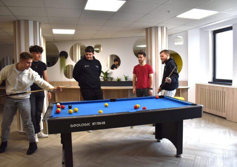 Noi spații de relaxare pentru studenții orădeni (Foto)