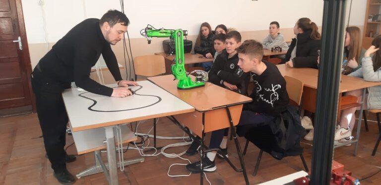 Ziua Națională a Meseriilor, sărbătorită în învățământul bihorean