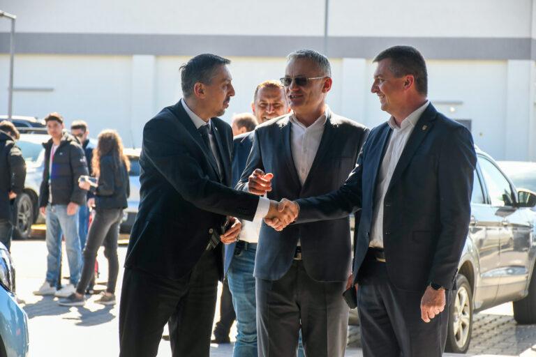 Ministrul Educației, în vizită la Parcul Științific din Oradea. „Predăm mult și nerelevant. Trebuie să eliminăm balastul informațional”