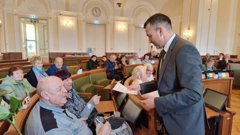 18 cupluri din Oradea, felicitate de primarul Florin Birta